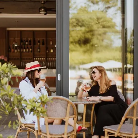 1000 Ruza Hotel Belgrad