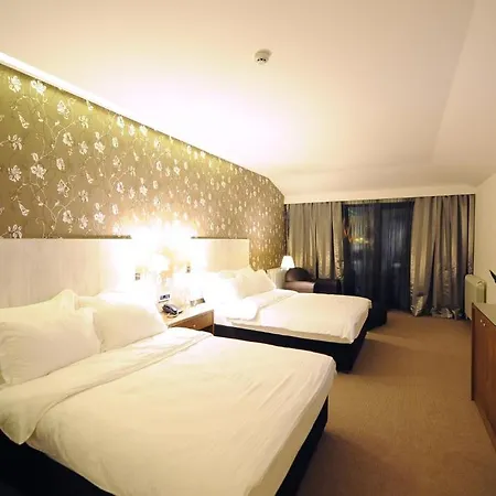 Hotel 1000 Ruza 3*