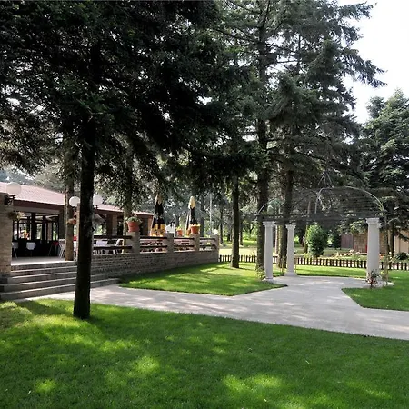 Hotel 1000 Ruza 3*