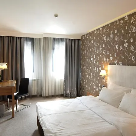 1000 Ruza 3* Belgrado