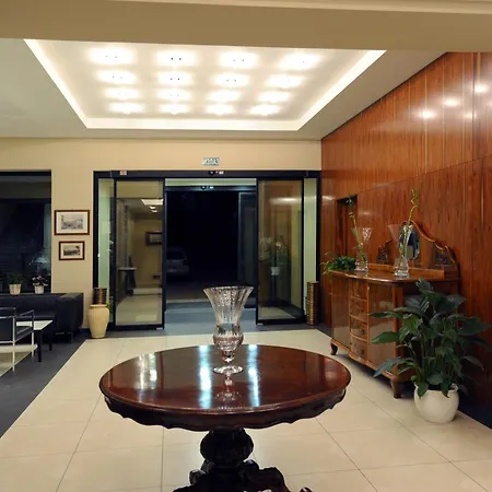 1000 Ruza Hotel Belgrado