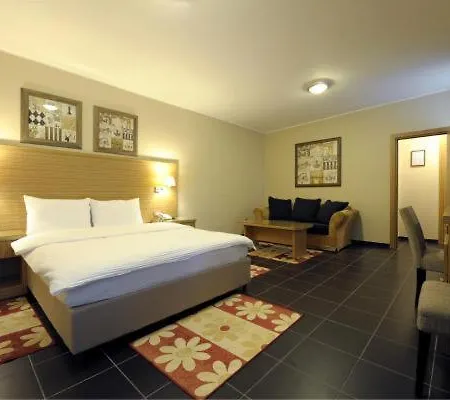 1000 Ruza Hotel Belgrad