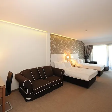 1000 Ruza Hotel Belgrado