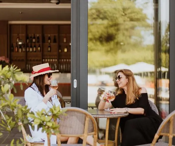 1000 Ruza Hotel Belgrad