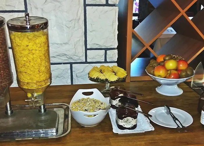 1000 Ruza 3* Belgrad